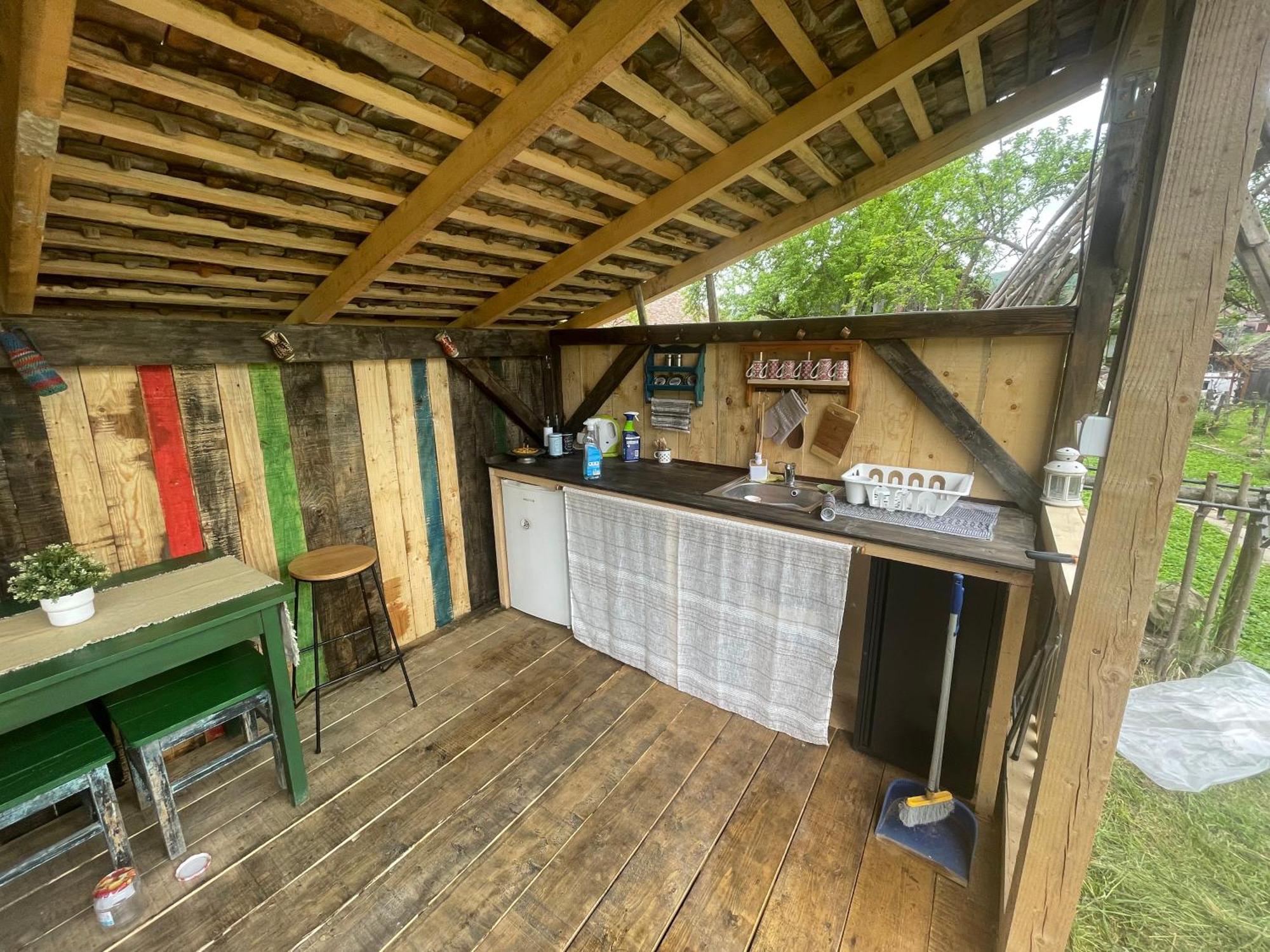 Saschiz 130/Lodging And Glamping Ngoại thất bức ảnh